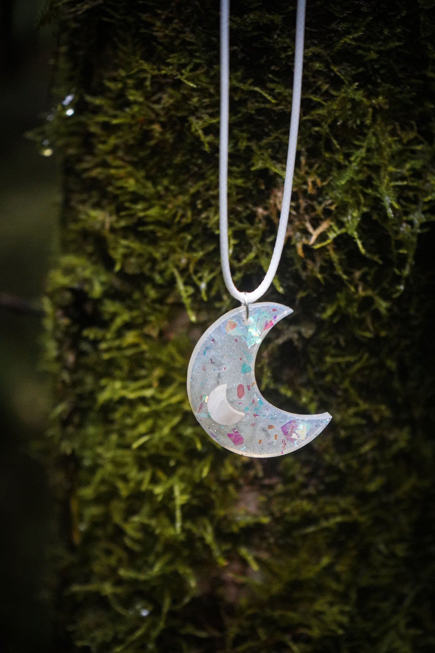 Collier🌙 Serments de Lune🌙Couleur blanche
