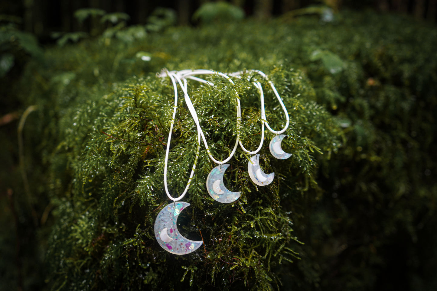Collier🌙 Serments de Lune🌙Couleur blanche