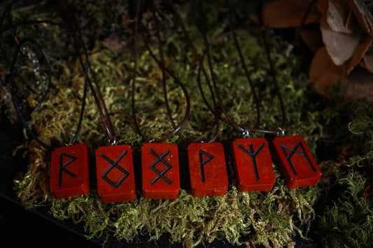 ✧ Collier Rune Futhark - Couleur poterie ✧