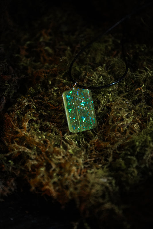 COLLIER RUNE FUTHARK - Vert